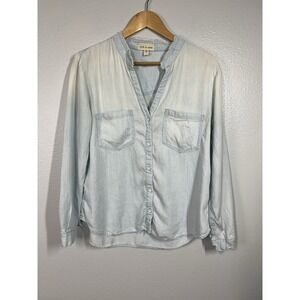 Cloth & Stone Shirt Women's M Blue Chambray Frayed Tencel Long Sleeve Button Up